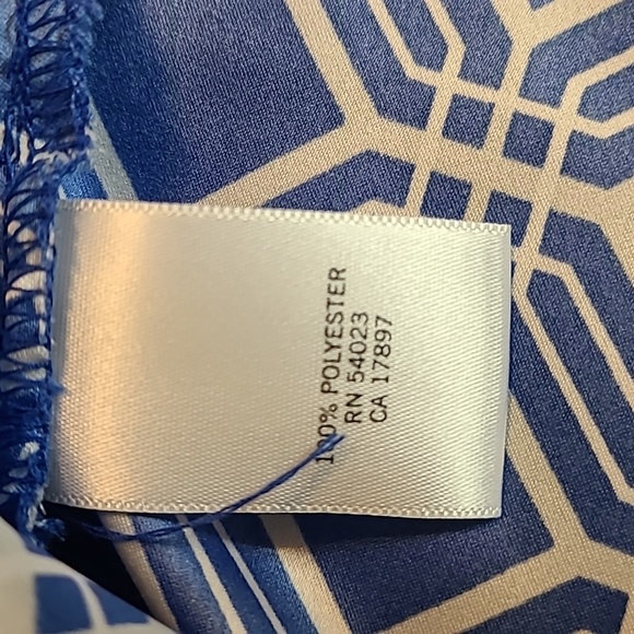 Banana Republic Summer Blouse - Picture 8 of 10